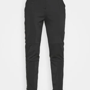 soldes pas cher EA7 Emporio Armani Pantalons De Ski – Black 16